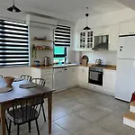 فيلة Derya Agullu 4 *