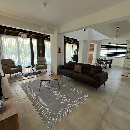 Derya Agullu 4 Villa *