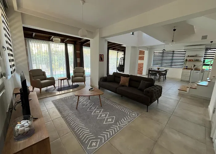 Derya Agullu 4 Villa *